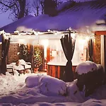 Strozowka Ski&spa Nad Rzeka Z Ogrodem I Jacuzzi,narty. Chalet