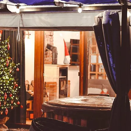 Strozowka Ski&spa Nad Rzeka Z Ogrodem I Jacuzzi,narty. Dağ evi Stroza (Myslenice)
