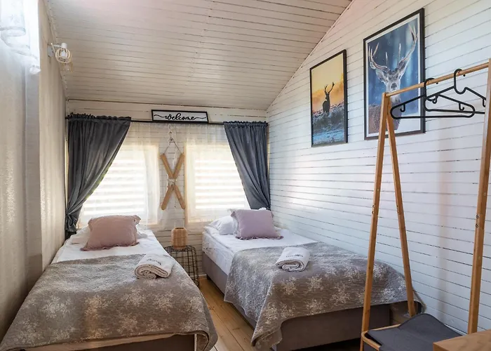 Strozowka Ski&spa Nad Rzeka Z Ogrodem I Jacuzzi,narty. בקתה Stroza (Myslenice)